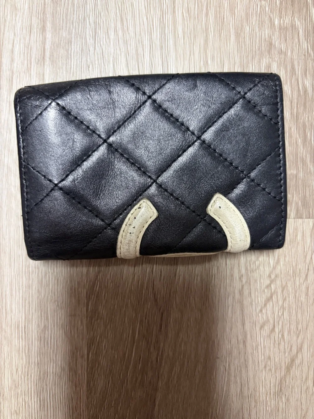 Chanel Authentic Black and White Quilted Women's Keyholder - Picture 2 of 8